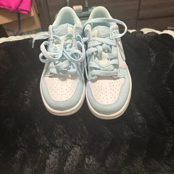 Nike “Dunks” Light Blue and White Pre-School Kids - Picture 5 of 6